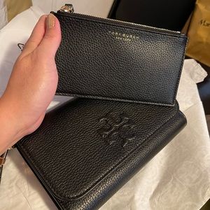 TORY BURCH SLING WALLET BAG